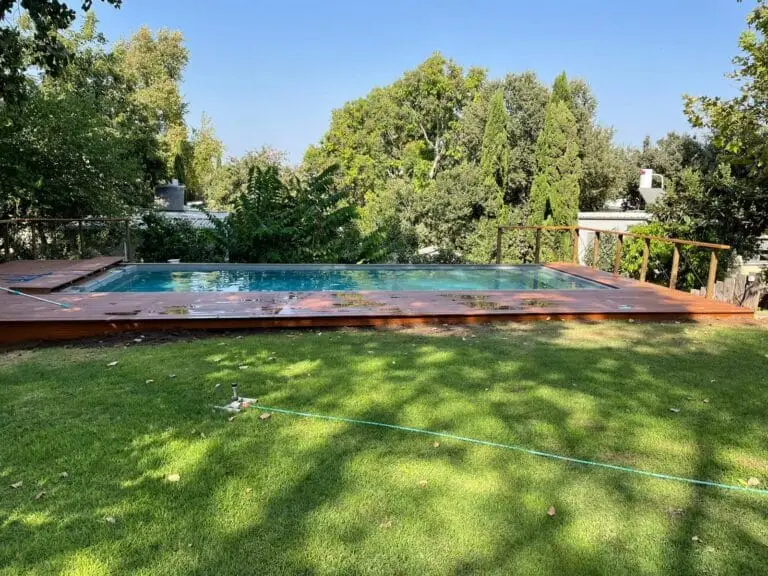 בריכת שחייה סקימרים איכותית פיברגלס קומפאס – פרויקט מבית א.ד בריכות שחייה