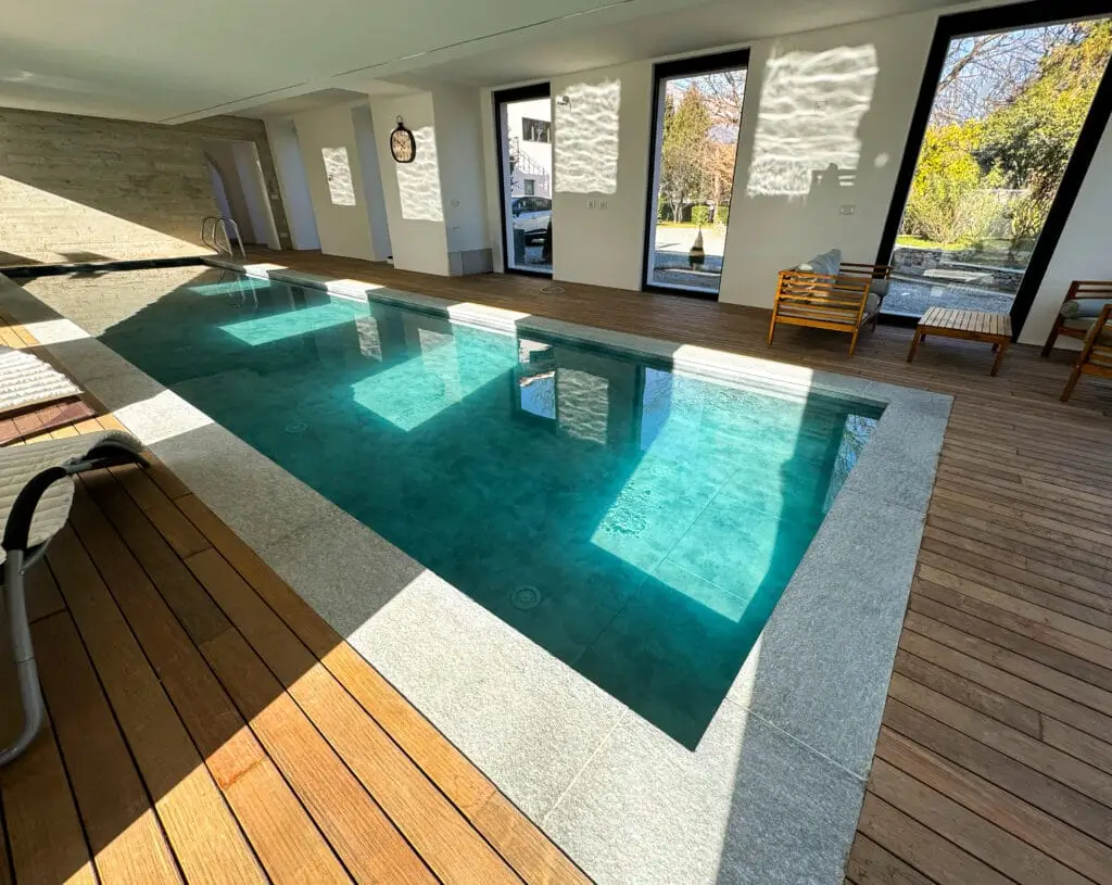 בריכת שחייה סקימרים איכותית פיברגלס – פרויקט מבית א.ד בריכות שחיה