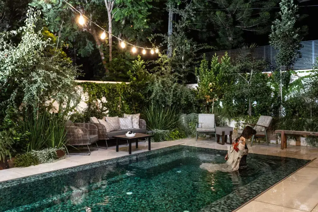 בריכת שחייה גלישה איכותית מבטון – פרויקט מבית א.ד בריכות שחיה